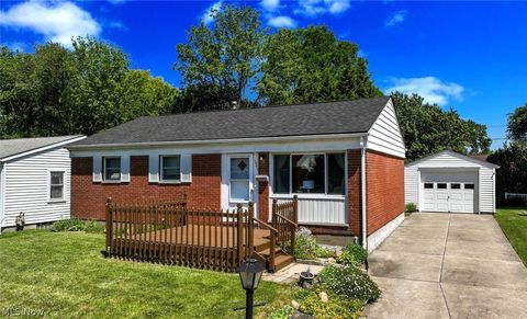 Homes For Sale - 2217 40th Street<br/> Canton, OH 44705