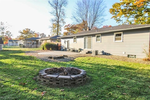 Tiny photo for 4641 Crabwood Drive, Youngstown, OH 44515 (MLS # 5257016)