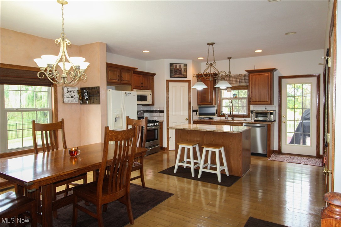 Knights Xing 01 - Residential