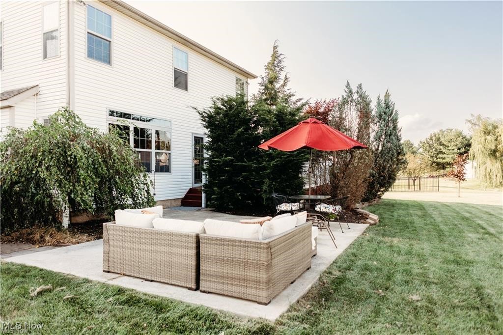 Knights Xing 01 - Residential