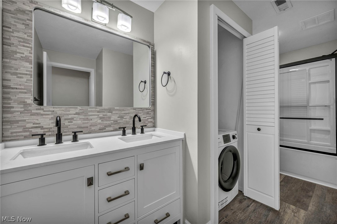 Royal Park - Residential