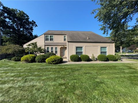 32540 Captains Galley, Avon Lake, OH 44012 - #: 5155121