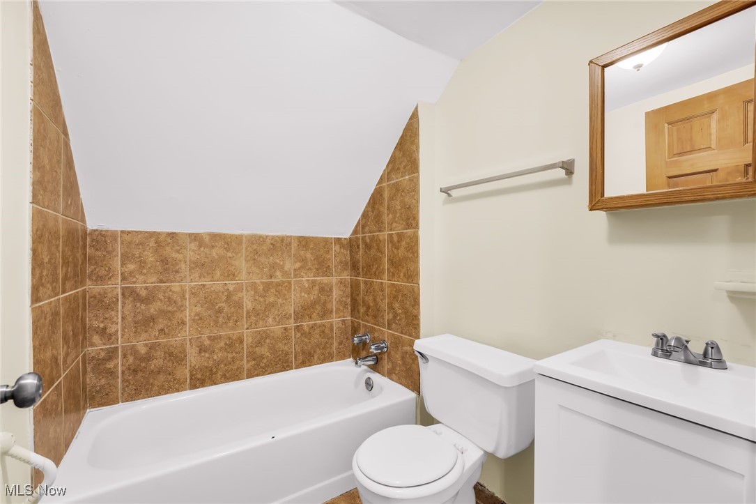 Henry J Johnson Trustees Resu - Residential Income