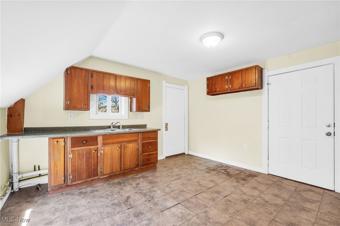 Henry J Johnson Trustees Resu - Residential Income