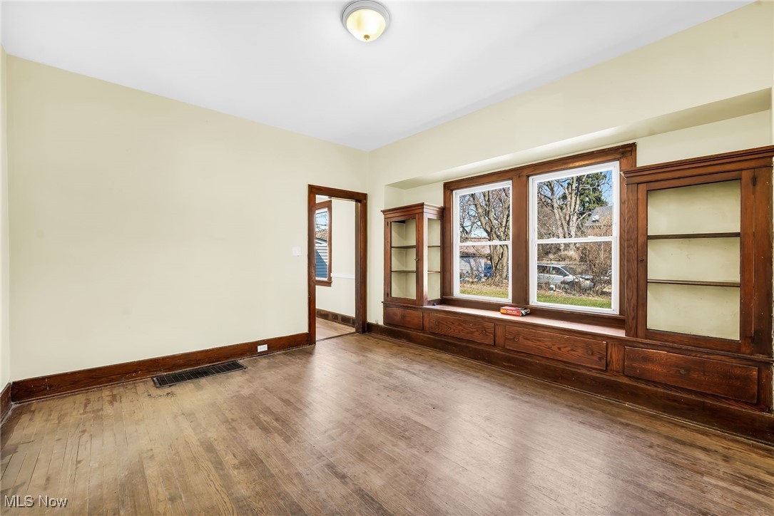2142 W 95th Street