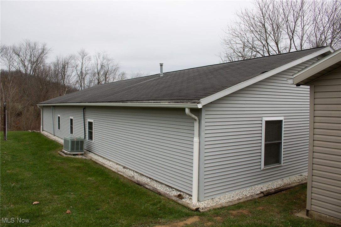 4783 Glenn Highway, Cambridge, Ohio image 10