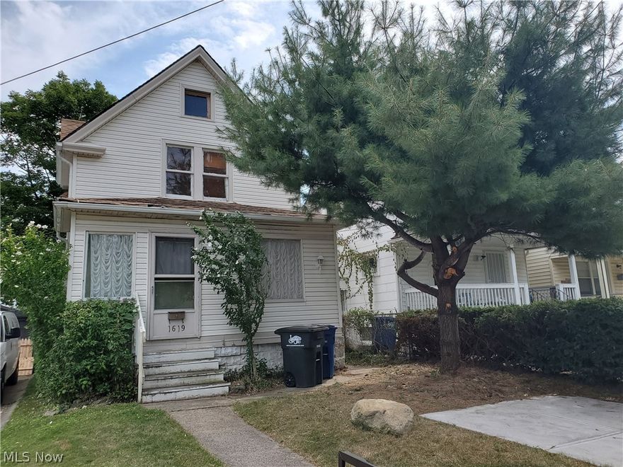 Attention Investors! Looking for your next rental or possible flip? Look no further! This 2 bedroom colonial is in the heart of Lakewood between Detroit and Madison. Gallery kitchen with eating area and access to rear yard. Formal dining area, living room and enclosed front porch complete the first floor. The second floor has 2 bedrooms and full bath. This property is being sold in its AS IS CONDITION. Easy to show!