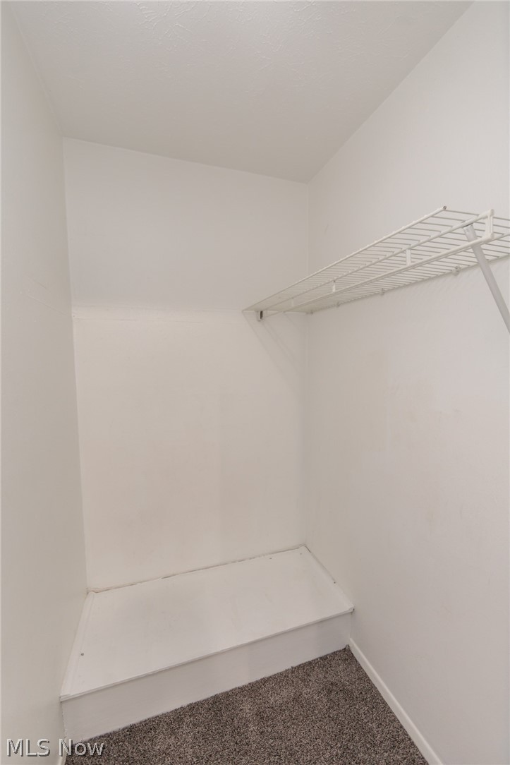 Banbury Village Condo - Residential