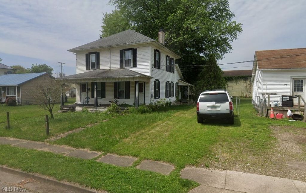 Photo of 508 Martin Luther King Drive, Newcomerstown, OH 43832 (MLS # 5193594)