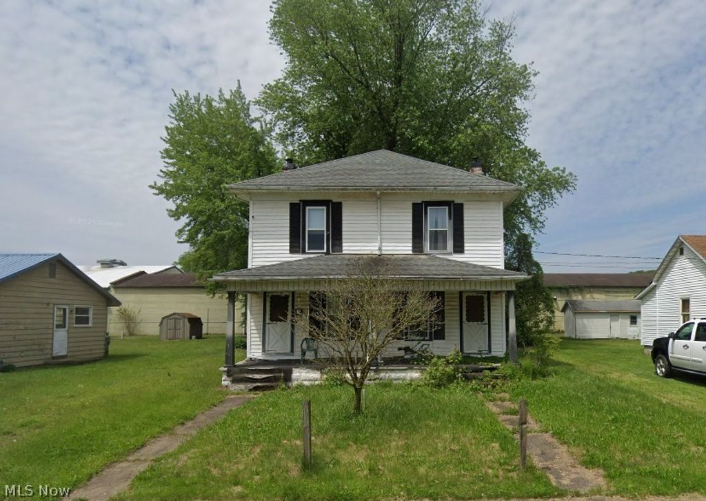 Photo of 508 Martin Luther King Drive, Newcomerstown, OH 43832 (MLS # 5193594)