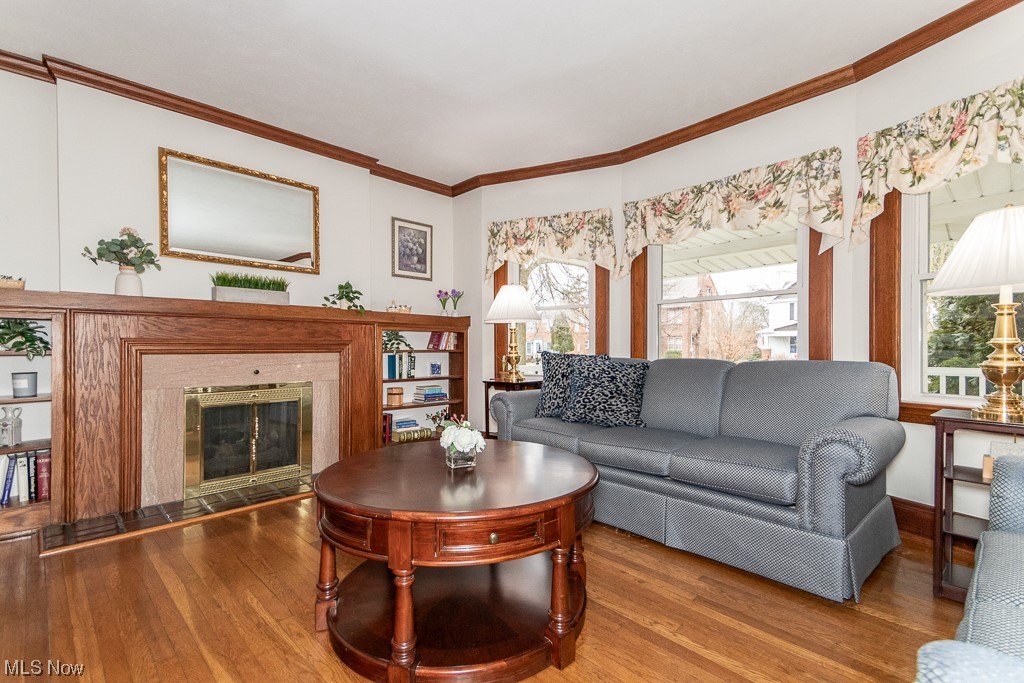 Walter H Tellings Sub - Residential