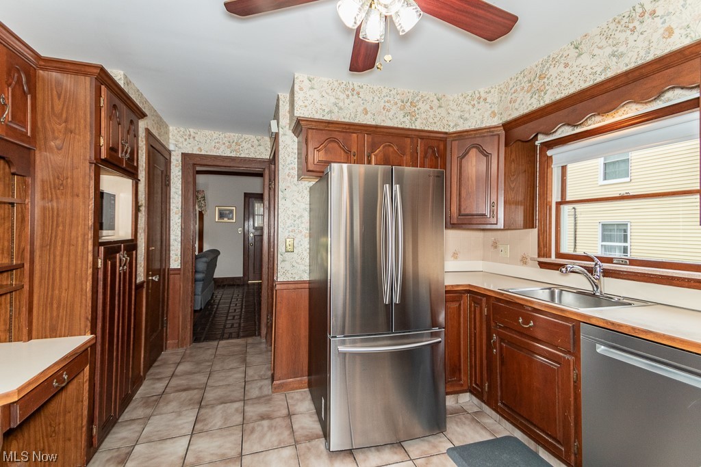 Walter H Tellings Sub - Residential