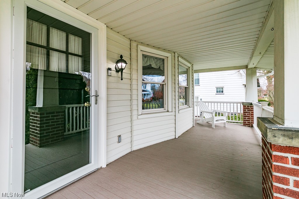 Walter H Tellings Sub - Residential