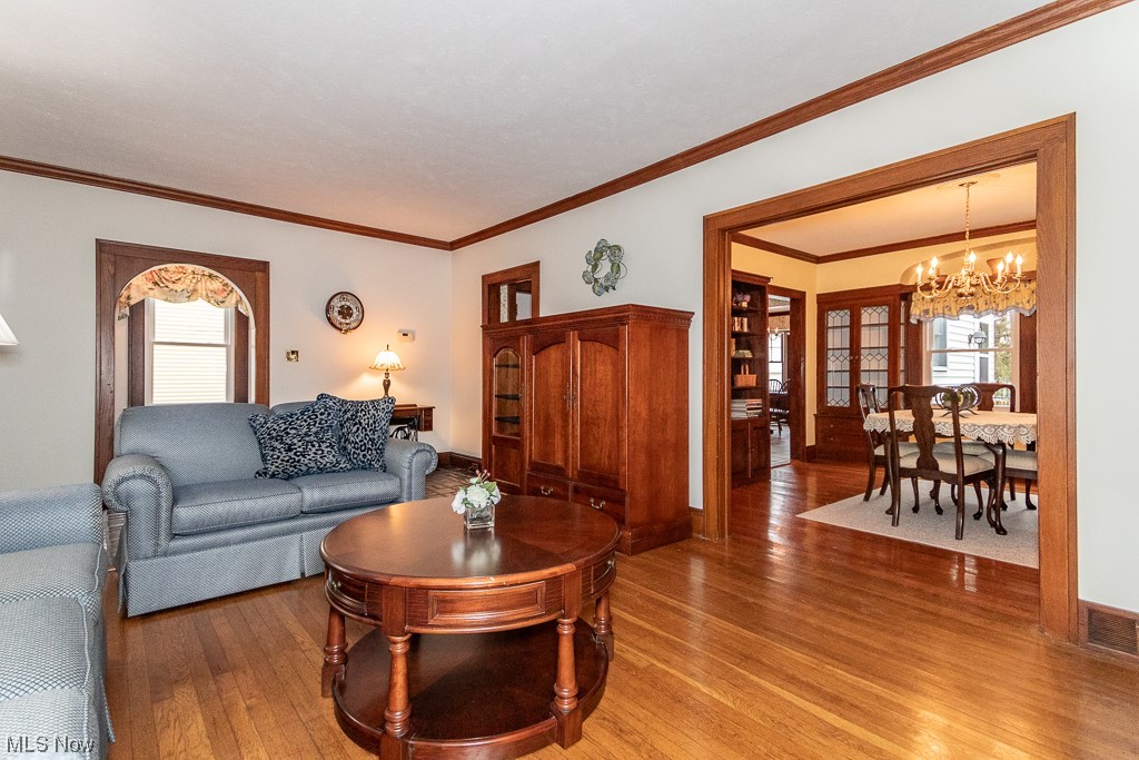 Walter H Tellings Sub - Residential