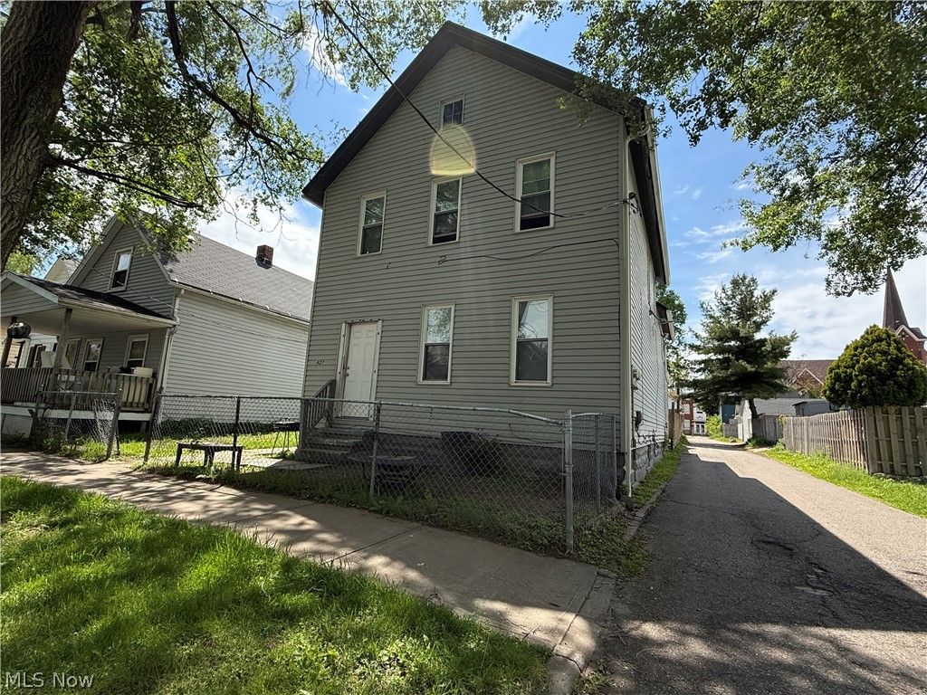 Photo of 4217 Hyde Avenue, Cleveland, OH 44109 (MLS # 5210621)