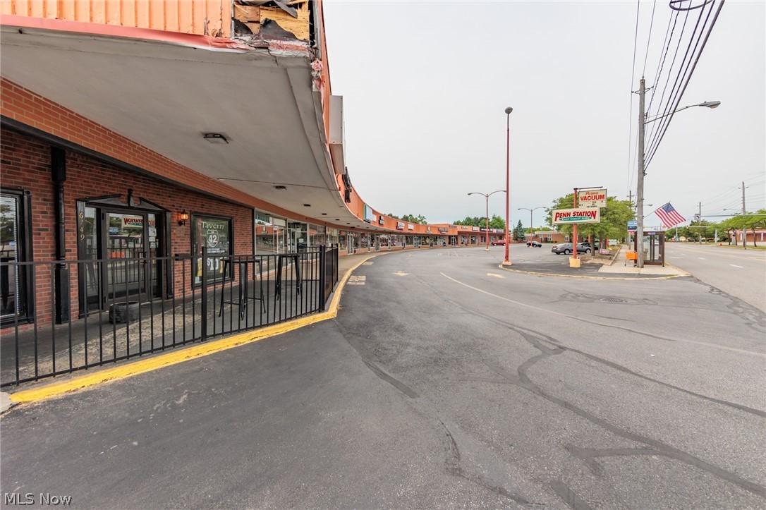 Greenbriar Shopping Center - Commercial Sale