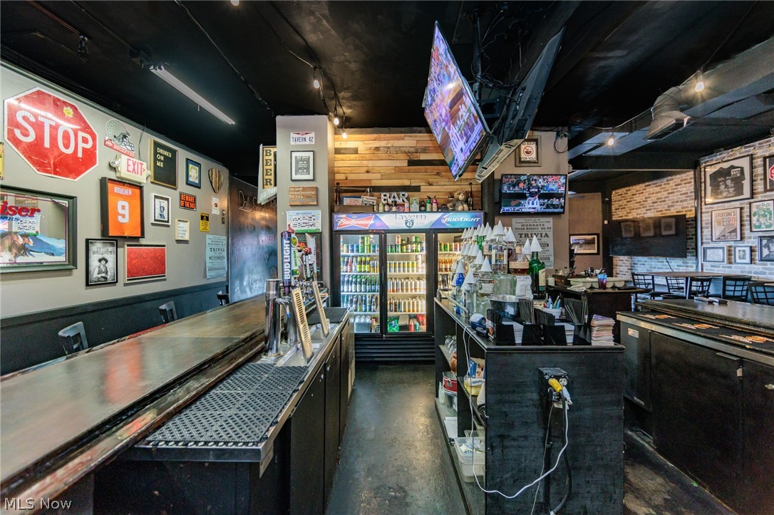 Greenbriar Shopping Center - Commercial Sale