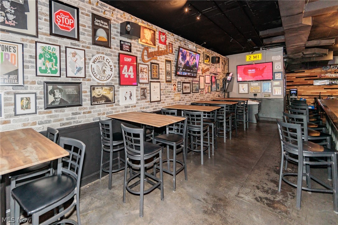 Greenbriar Shopping Center - Commercial Sale