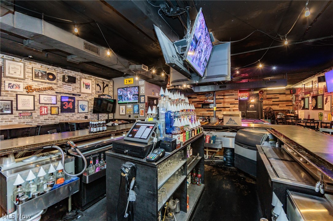 Greenbriar Shopping Center - Commercial Sale