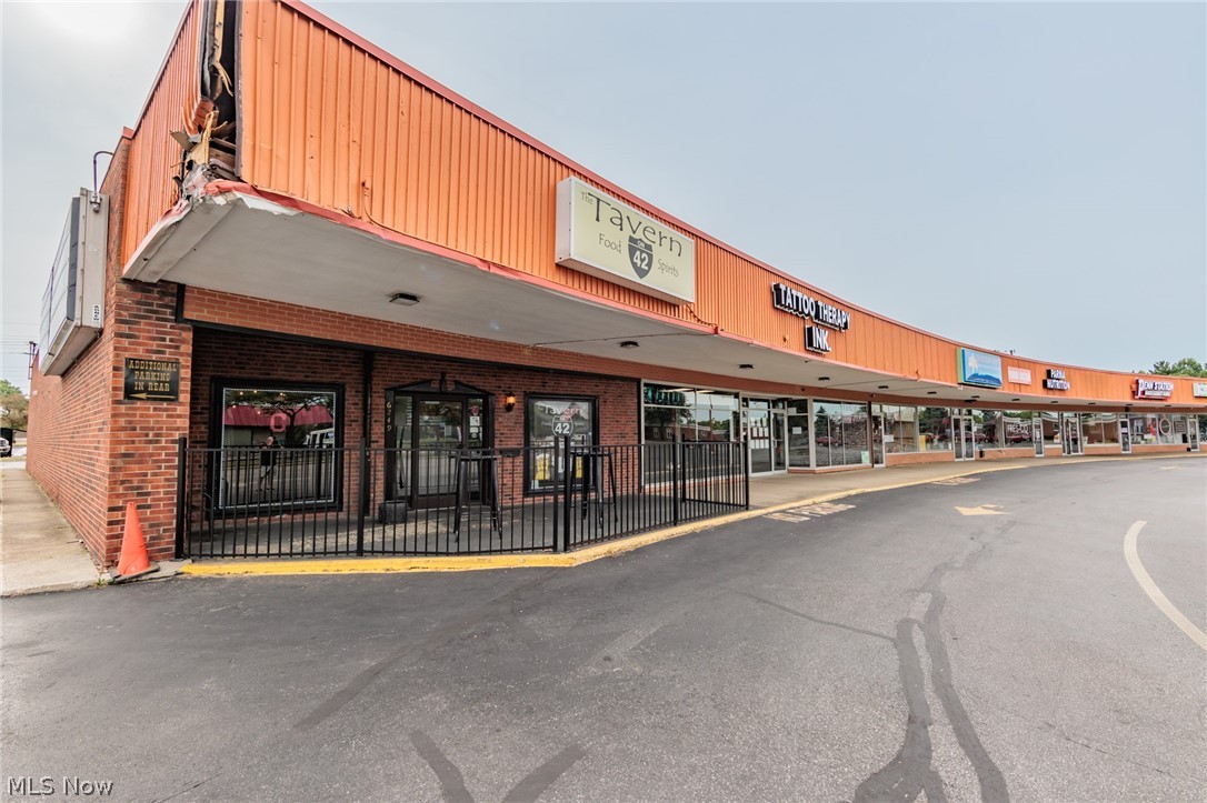 Greenbriar Shopping Center - Commercial Sale