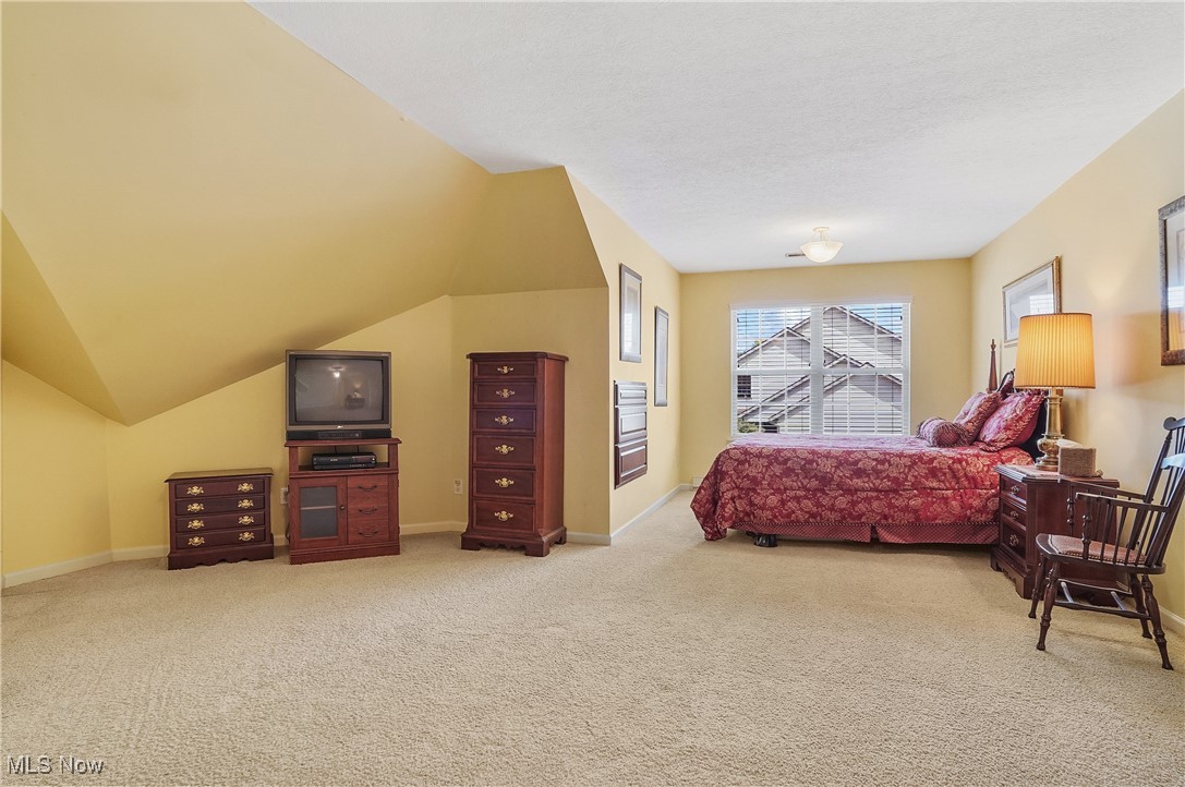 Creekside/Pleasant Lks Condo P - Residential