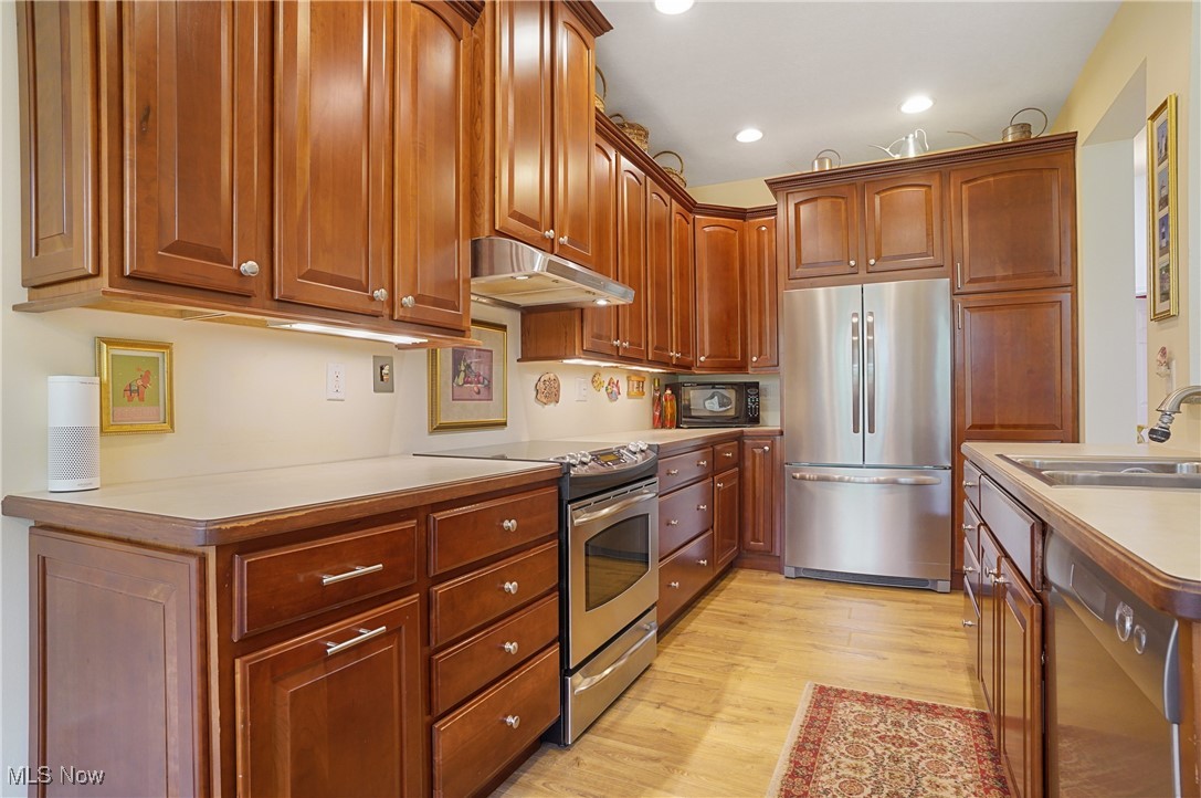 Creekside/Pleasant Lks Condo P - Residential