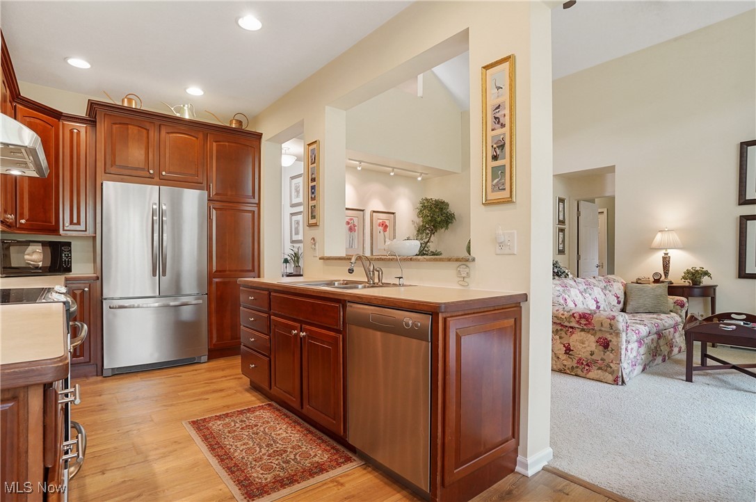 Creekside/Pleasant Lks Condo P - Residential