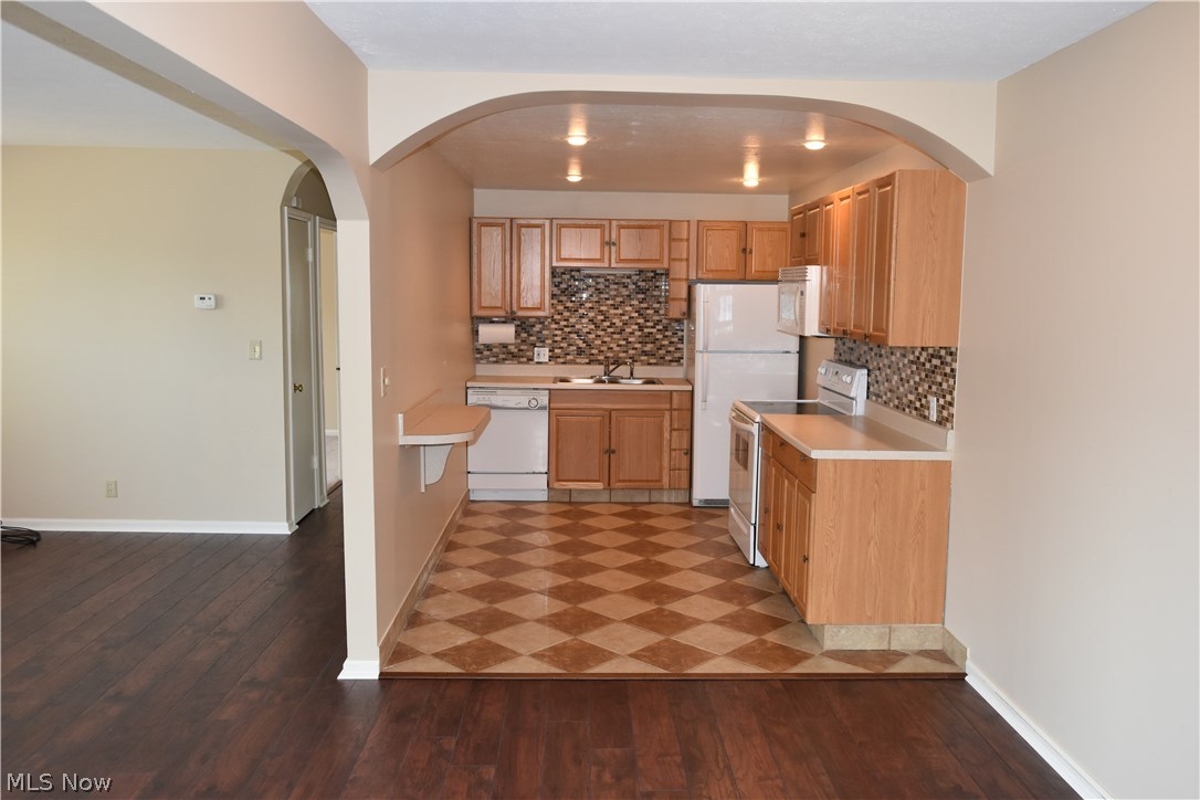 Georgetown/Lyndhurstcondo - Residential Lease