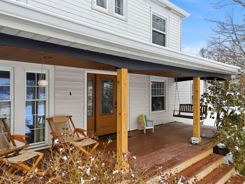 Photo of 7032 Darrow Road, Hudson, OH 44236 (MLS # 5174248)