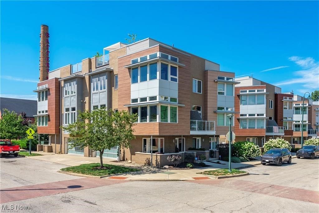 Photo of 7402 Father Frascati Drive, Cleveland, OH 44102 (MLS # 5170105)