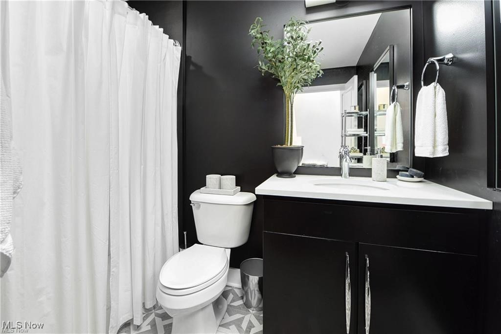 Battery Park Twnhms Condos - Residential