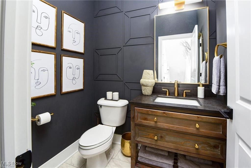 Battery Park Twnhms Condos - Residential