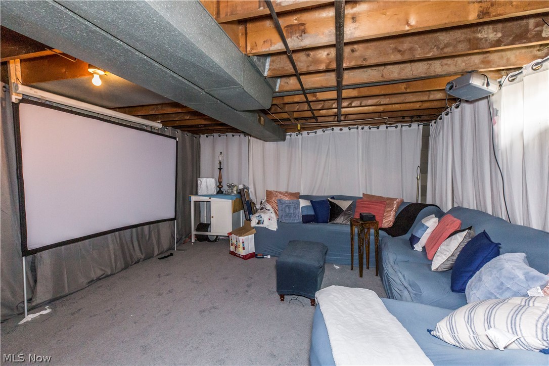 West Hill Allotment #5 - Residential Income