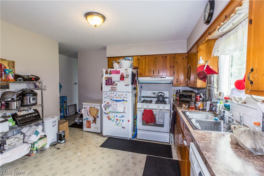 West Hill Allotment #5 - Residential Income