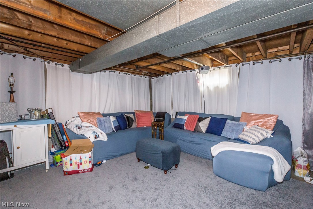 West Hill Allotment #5 - Residential Income