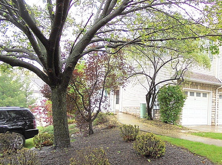 Regency Hlnds Condo - Residential