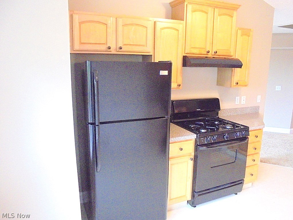 Regency Hlnds Condo - Residential