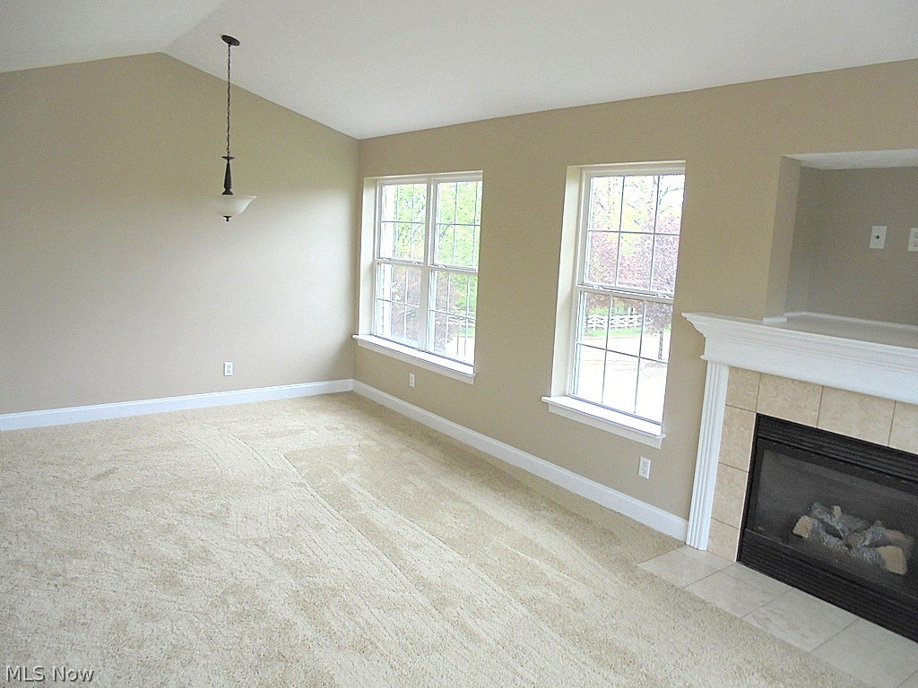 Regency Hlnds Condo - Residential