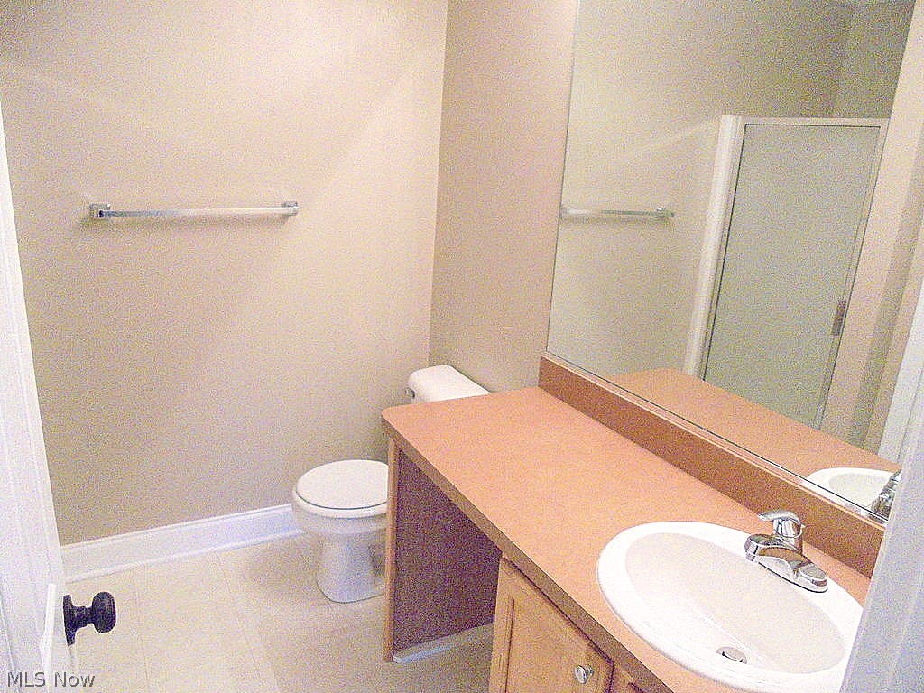 Regency Hlnds Condo - Residential