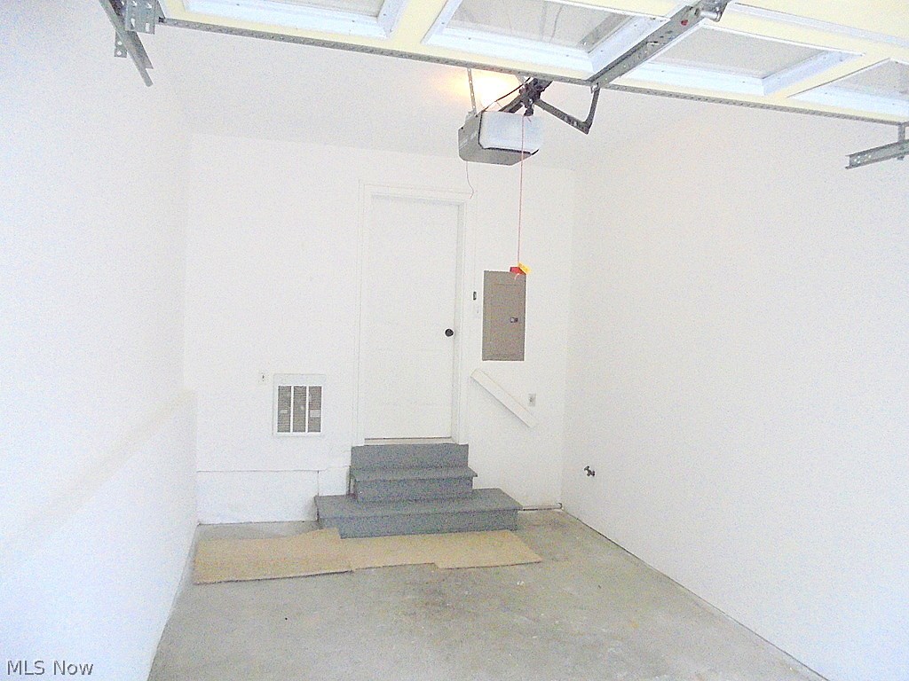 Regency Hlnds Condo - Residential