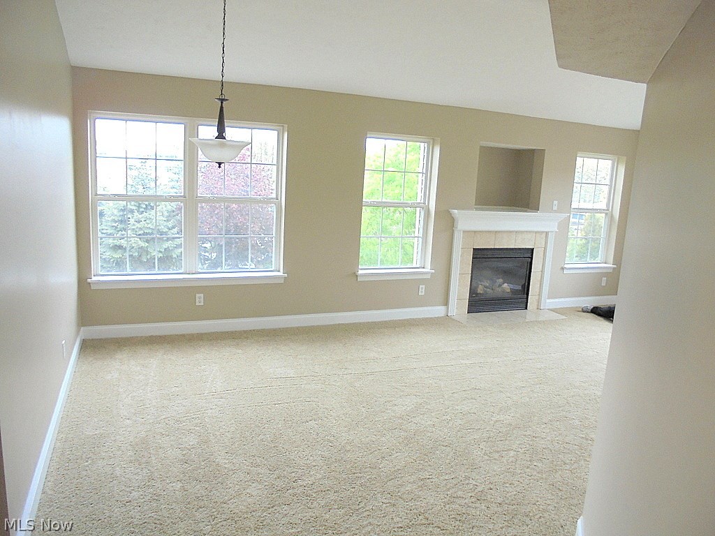 Regency Hlnds Condo - Residential