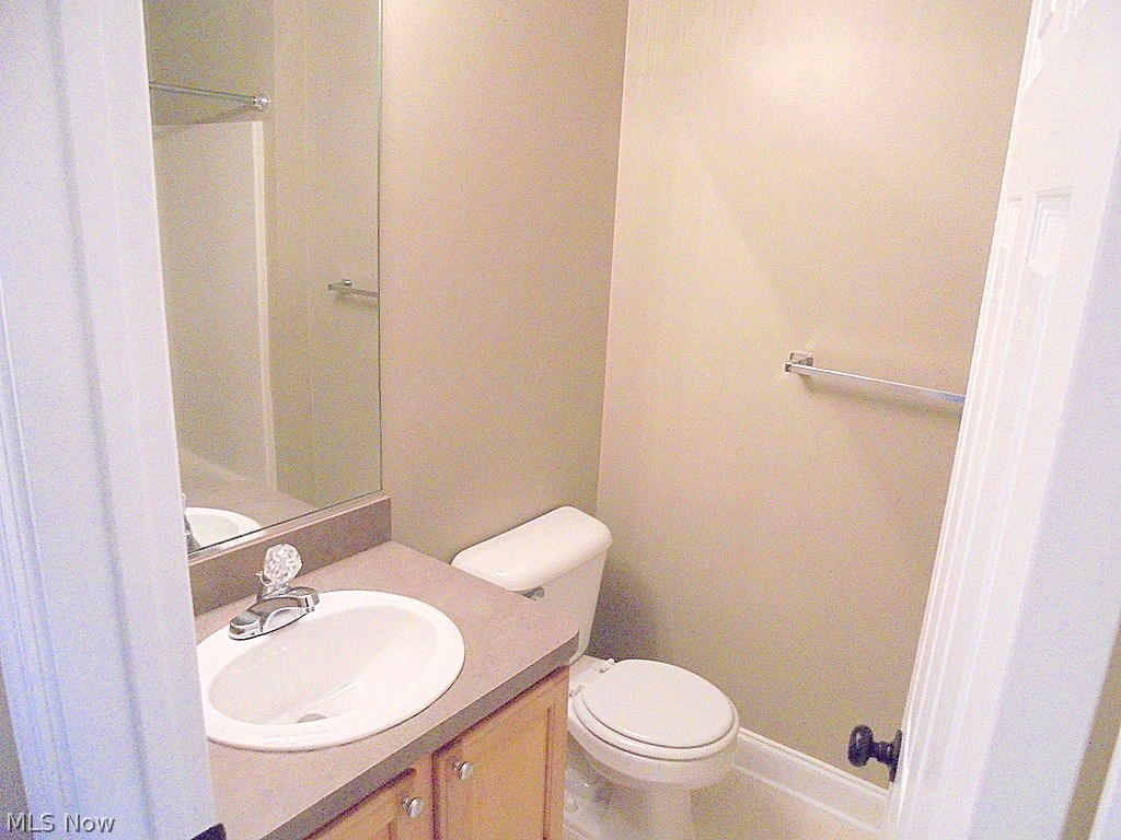 Regency Hlnds Condo - Residential