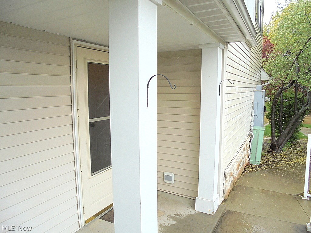 Regency Hlnds Condo - Residential