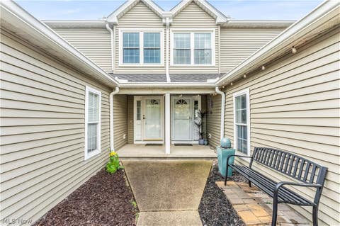 Condo For Sale - 4215 Jennings Ridge Drive<br/> Cleveland, OH 44109