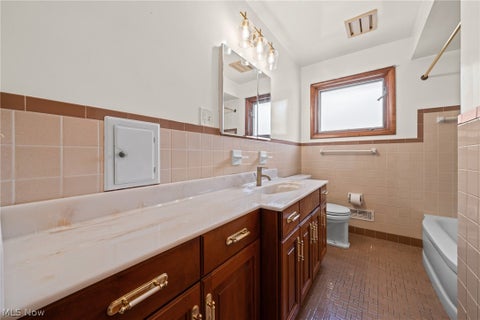 Tiny photo for 7227 Oakwood Road, Parma, OH 44130 (MLS # 5240056)