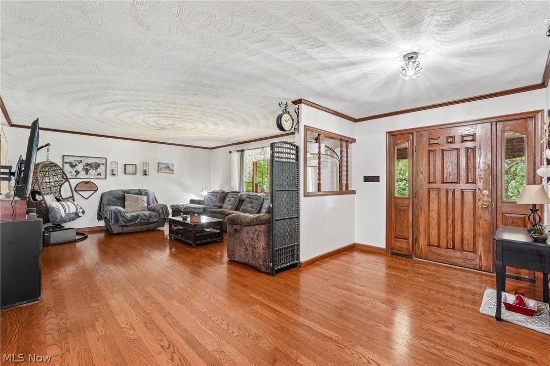 1325 Ellen Drive
