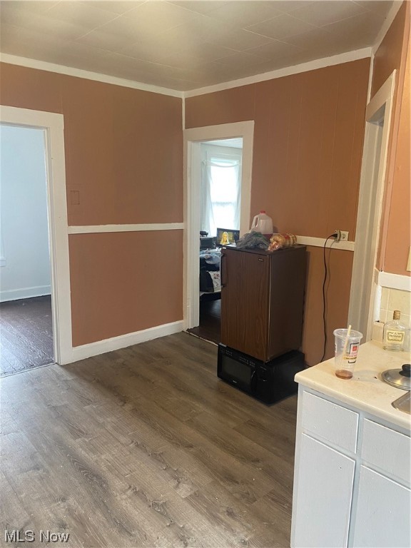 James M Hoyts Sub - Residential Income