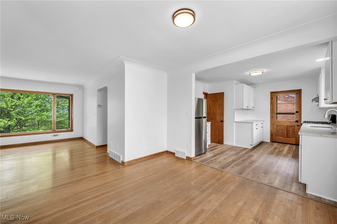 4422 Forest Hills Boulevard, Parma, Ohio image 10