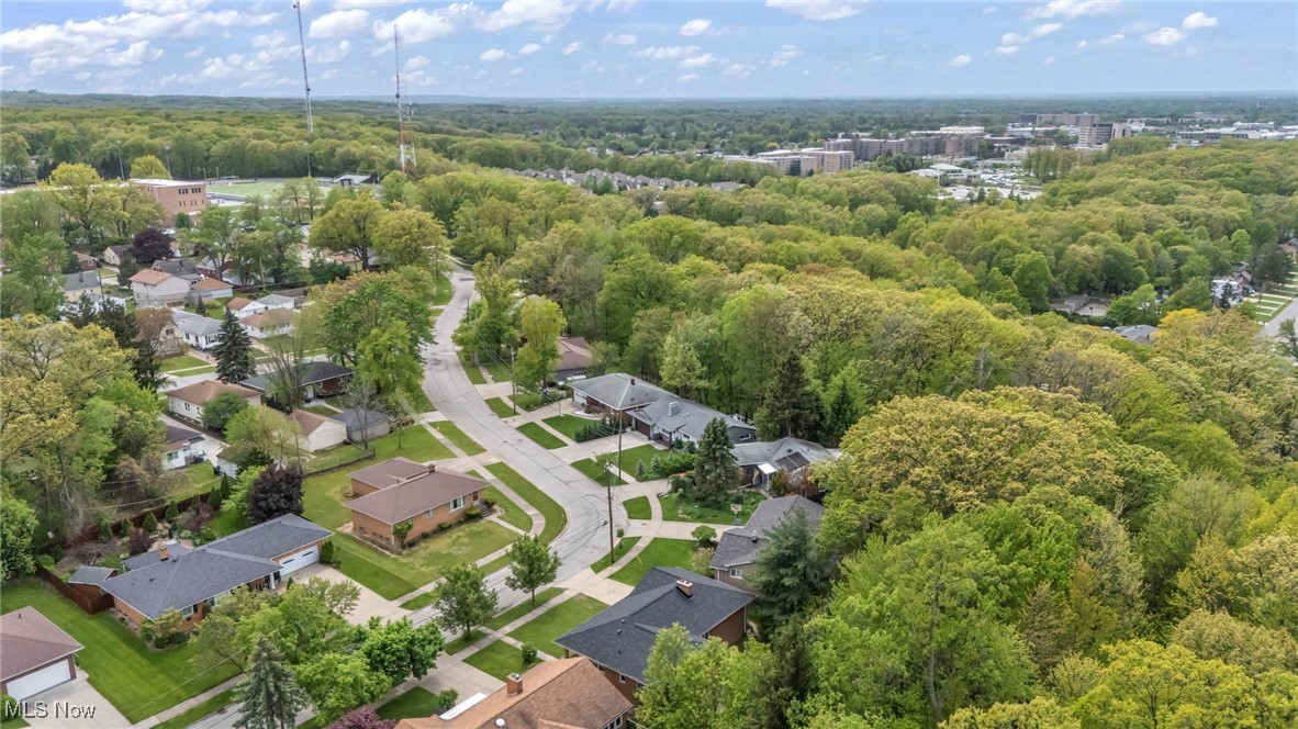 4422 Forest Hills Boulevard, Parma, Ohio image 47