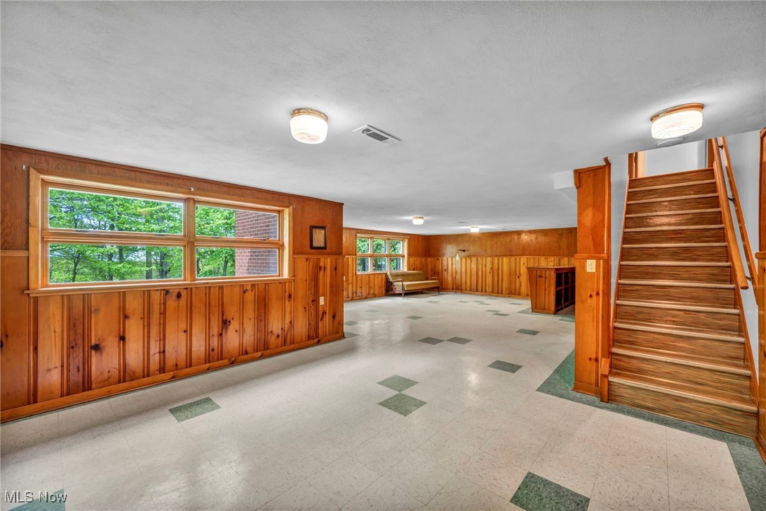 4422 Forest Hills Boulevard, Parma, Ohio image 28